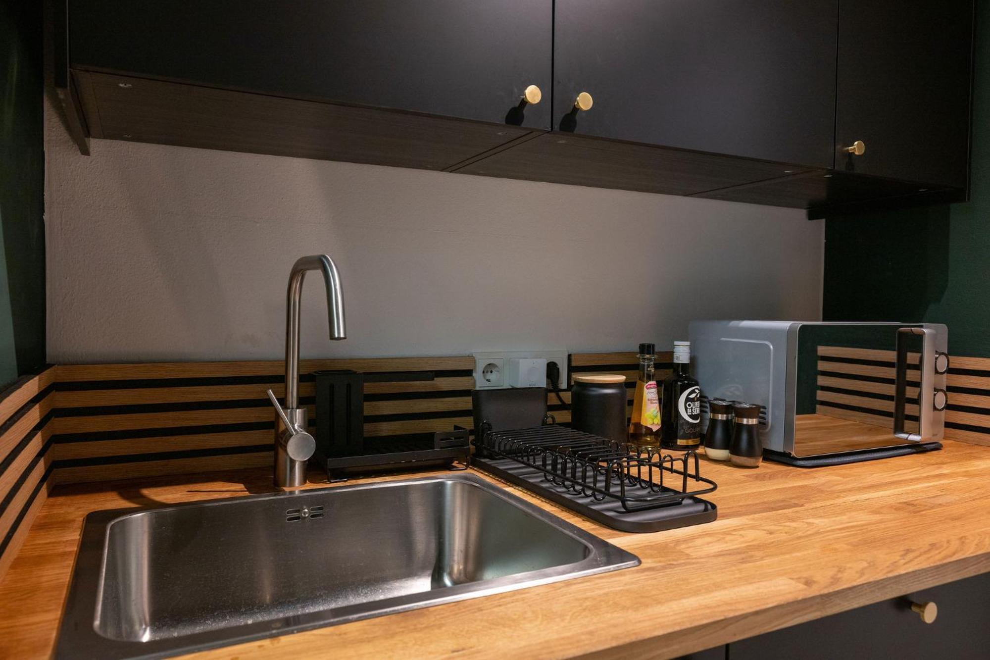 Large 150 Qm In Centrally Located 1 To 15 Guests * München
